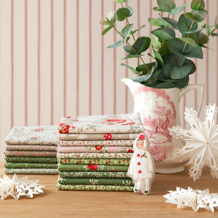 Tilda Merry Little Christmas -Green & Cream- Fat Quarter Bundle- Pre-Order Fabrics Tilda