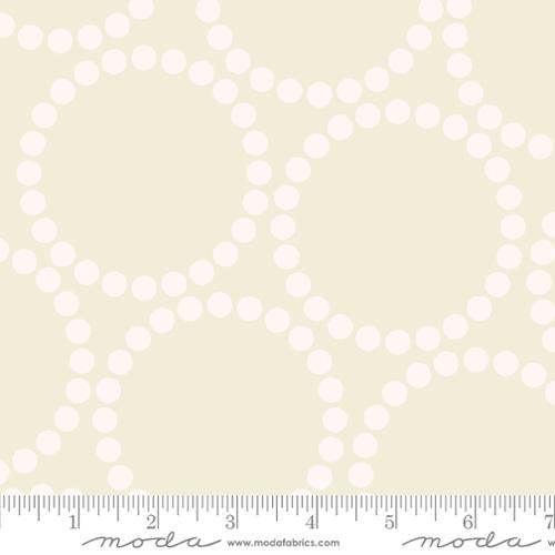 Moda Fabrics Pearl Bracelet Eggshell White 108" Wide Backing Fabric - 108023-41 - 1 YARD Fabrics Moda Fabrics