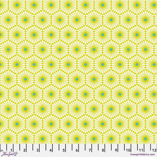 Besties Daisy Chain Clover PWPTP220C Fabrics Free Spirit